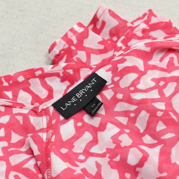 Lane Bryant Women Blouse Top V Neck Geometric Pink Plus Size 22 Polyester - Picture 7 of 8